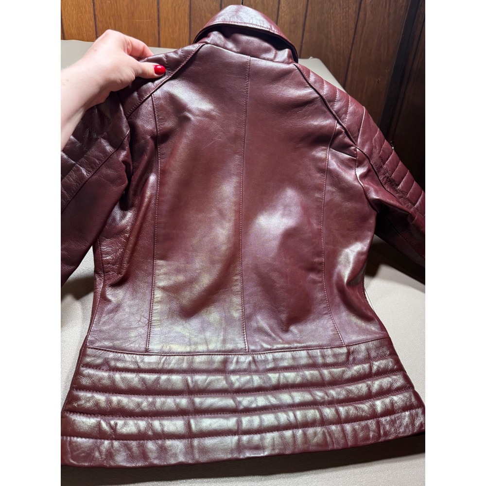LeatherCult Burgundy Real Leather Moto Biker Jacket Quilted Shoulder MSRP;$250 - Picture 9 of 9